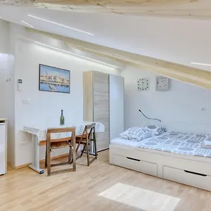  Apartment Light In Croatia