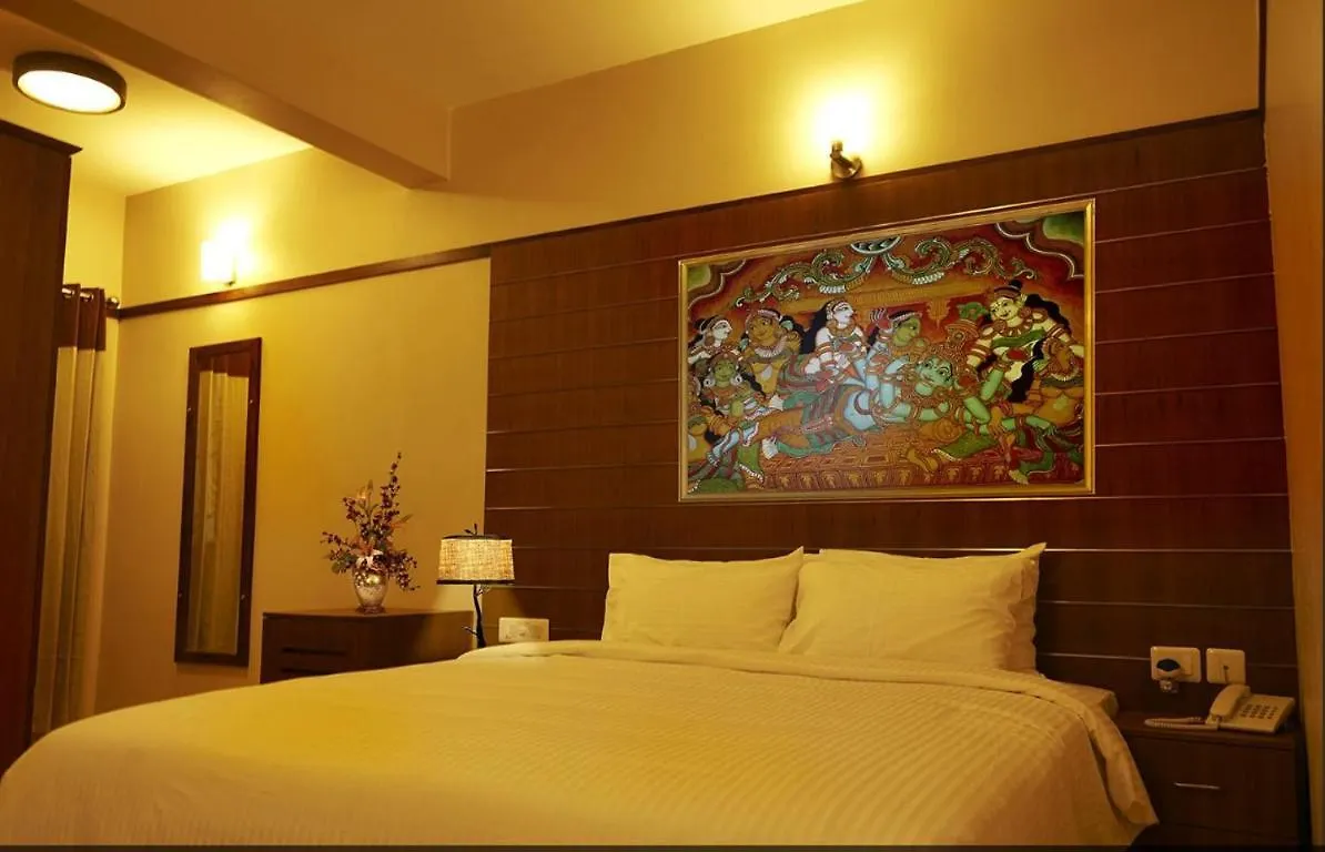 Srivar Hotels Гуруваюр